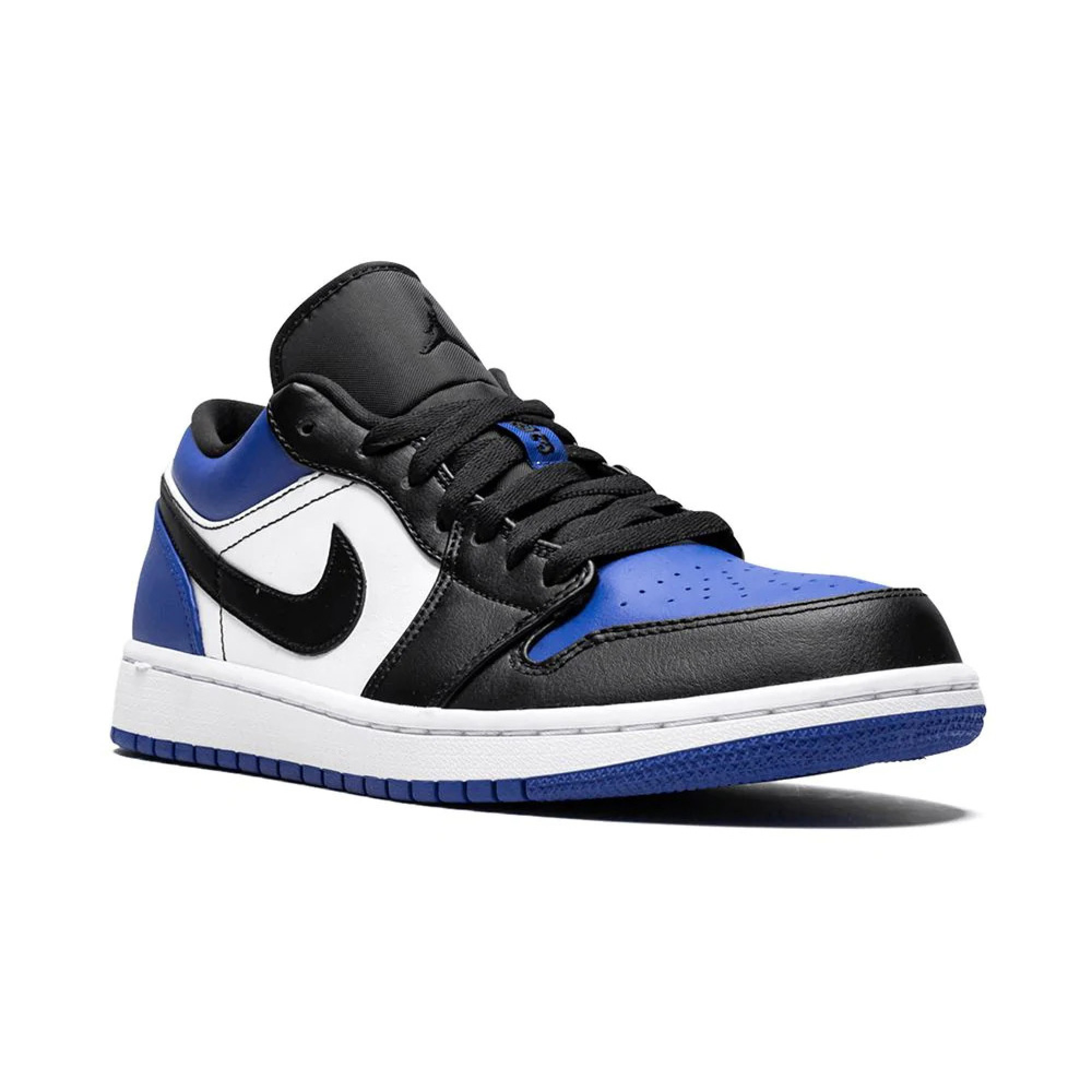 Низкие джорданы 1. Nike Jordan 1 Low Blue. Nike Air Jordan 1 Low Blue. Nike Air Jordan 1 Low Royal Blue. Nike Jordan 1 Low голубые.